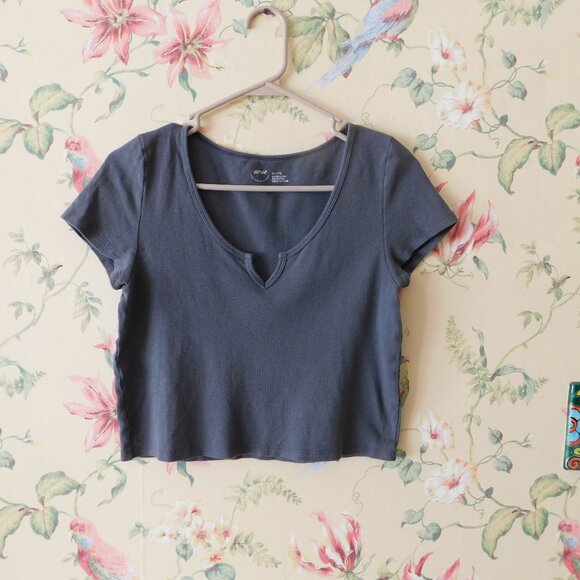 🦔🐾aerie Worn Vibe Vintage Crop Top🦔🐾 - Picture 4 of 10